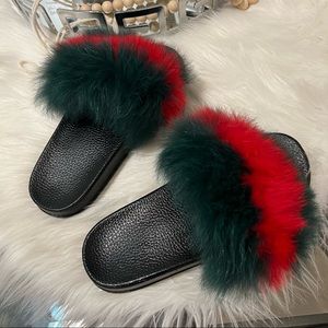Faux Fur Slides sandals. Size 5